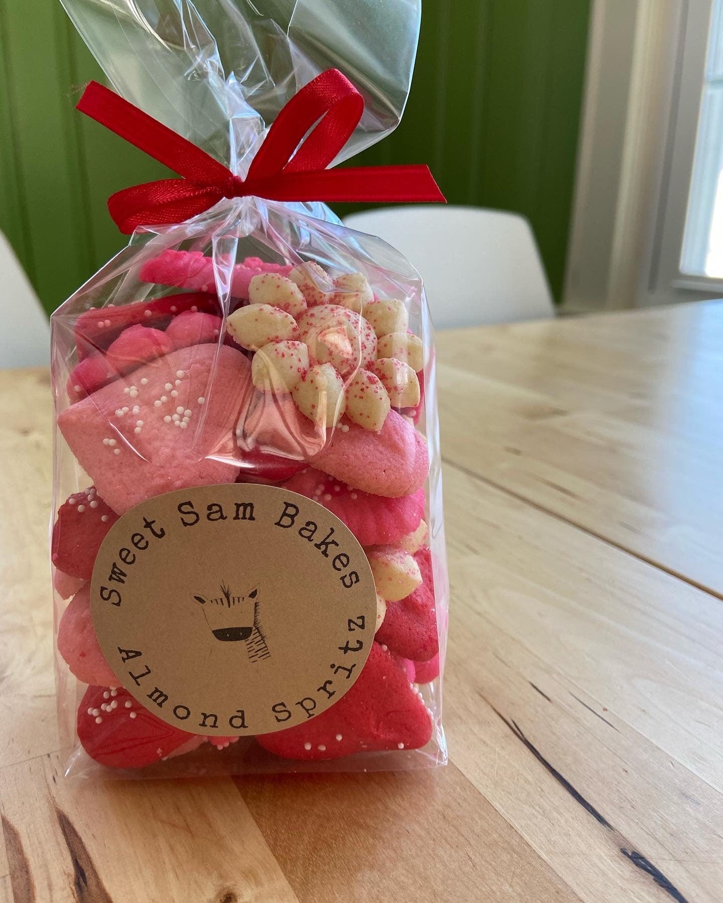 Almond Spritz Hearts