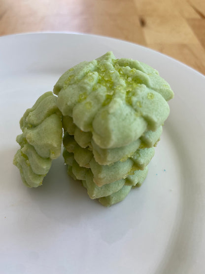 Hops Almond Spritz